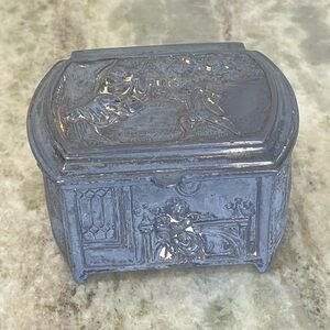 Antique Metal Jewelry Case/Casket Box Marked W.B Mfg. Co. Weidlich Brothers 421